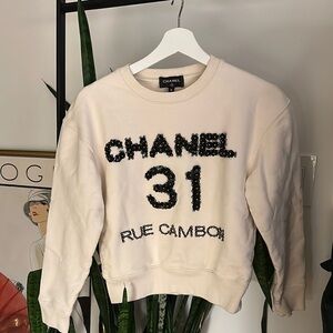Chanel sweatshirt